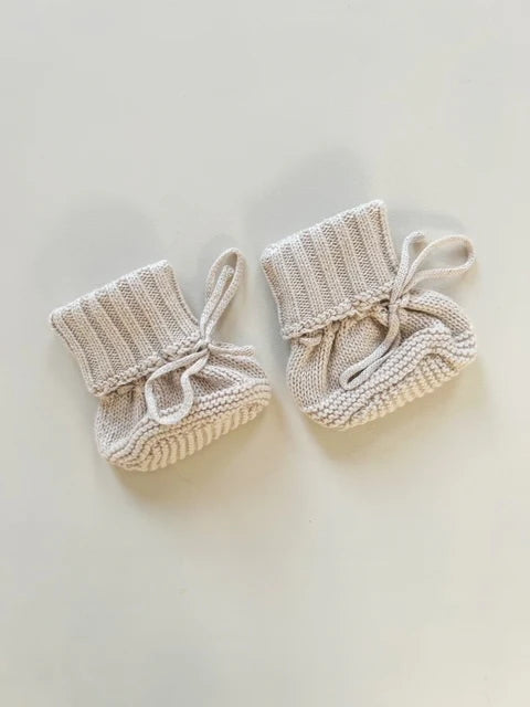 Petite + Co - Cuff Newborn Lace Booties - Latte