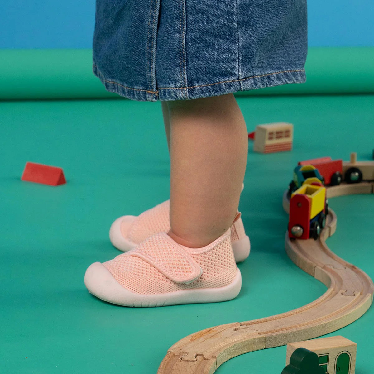 Duckies - Velcro - Pink