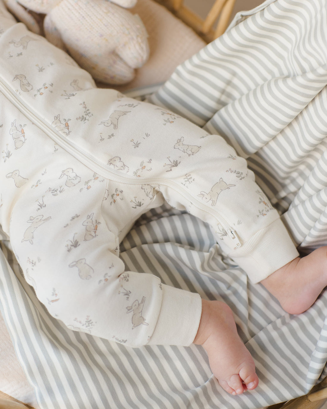 Quincy Mae - Zip Longsleeve Sleeper - Bunnies