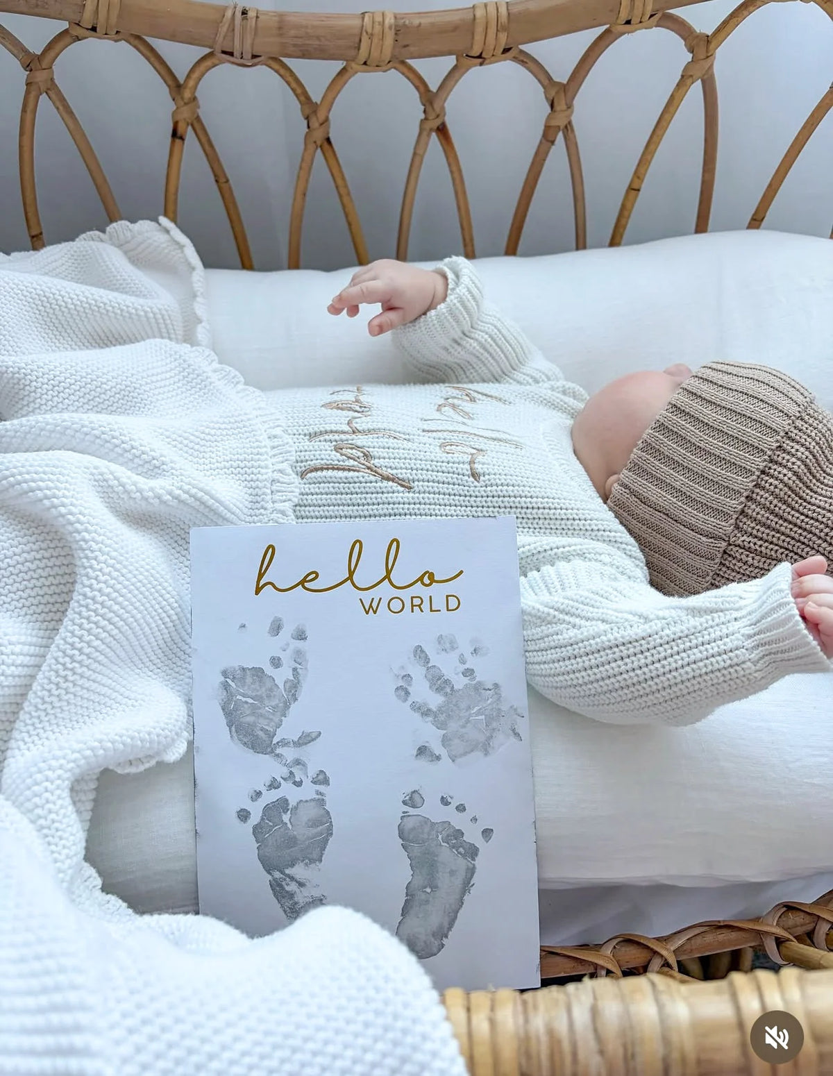 Petite + Co - Inkless Baby Prints - Hand & footprint Keepsake