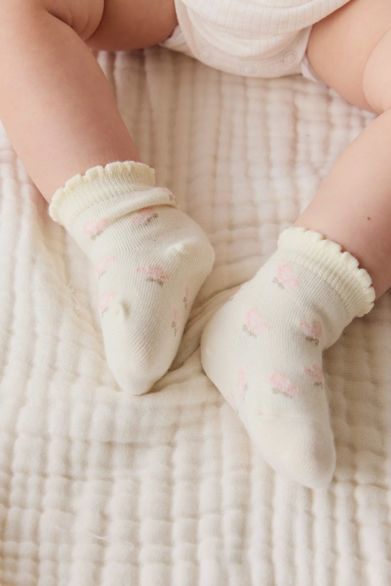 Jamie Kay - Tasha Floral Jacquard Sock - Egret