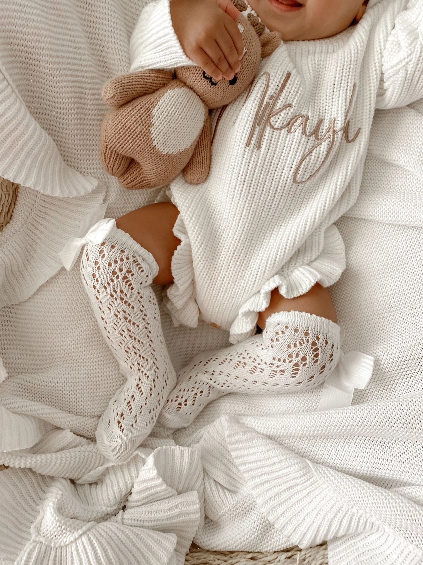 Petite + Co - Spanish Openwork Lace Knee High Bow Sock - White