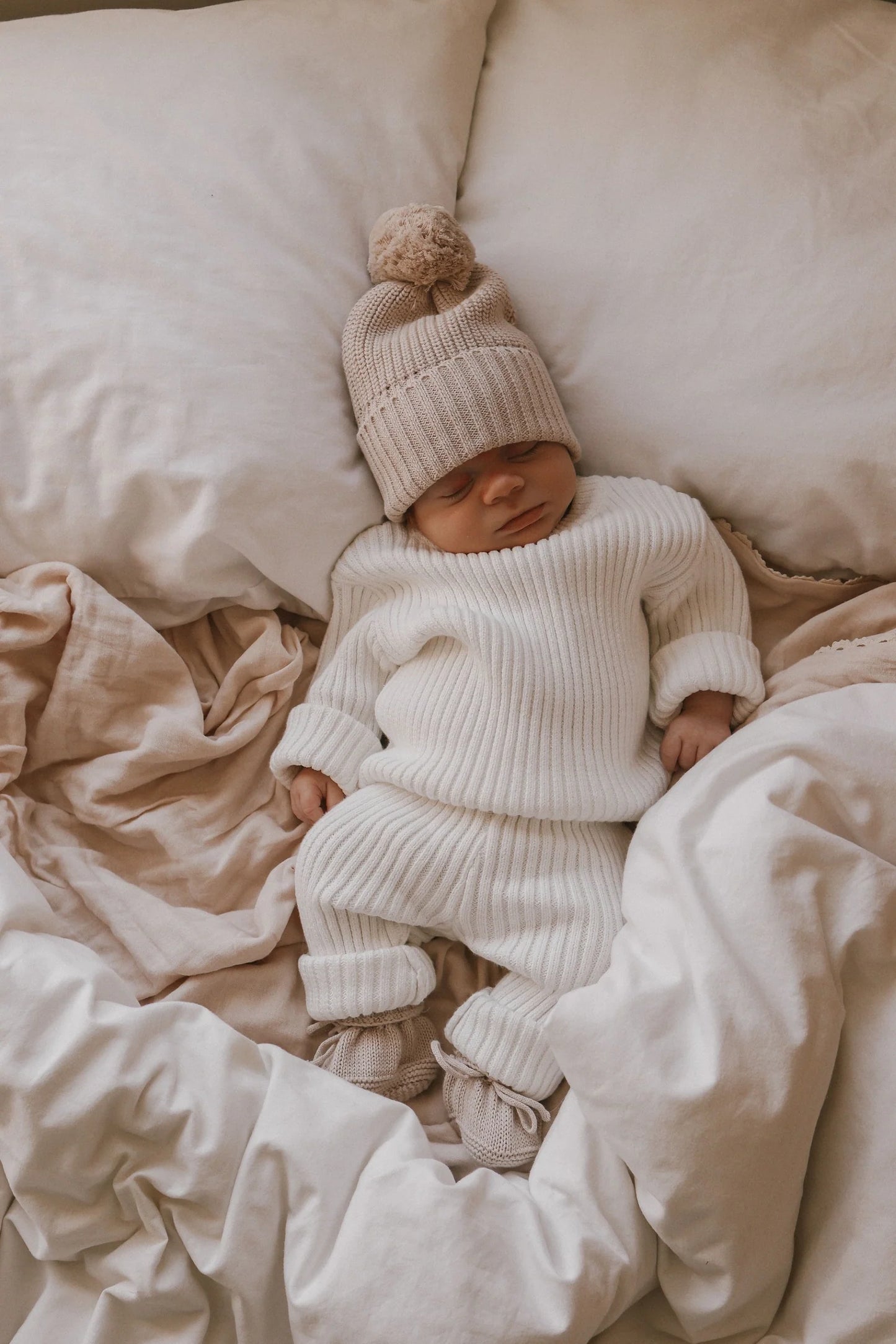 Petite + Co - Cuff Newborn Lace Booties - Latte