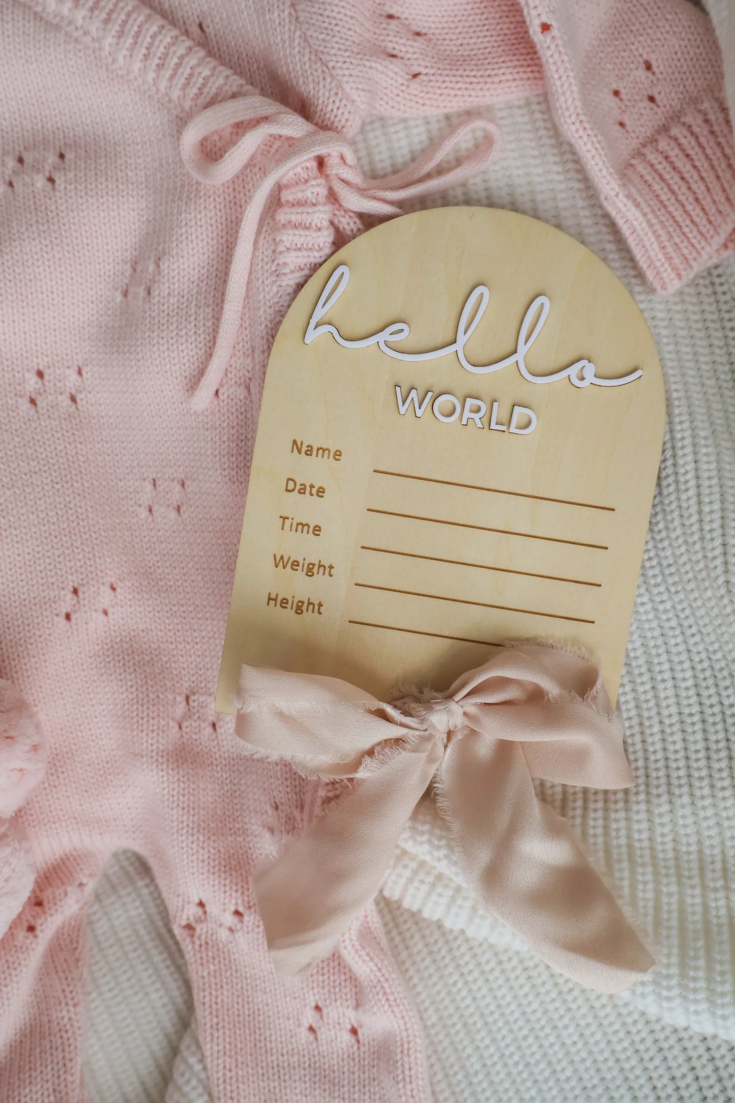 Petite + Co - Hello World Plaque - Scallop