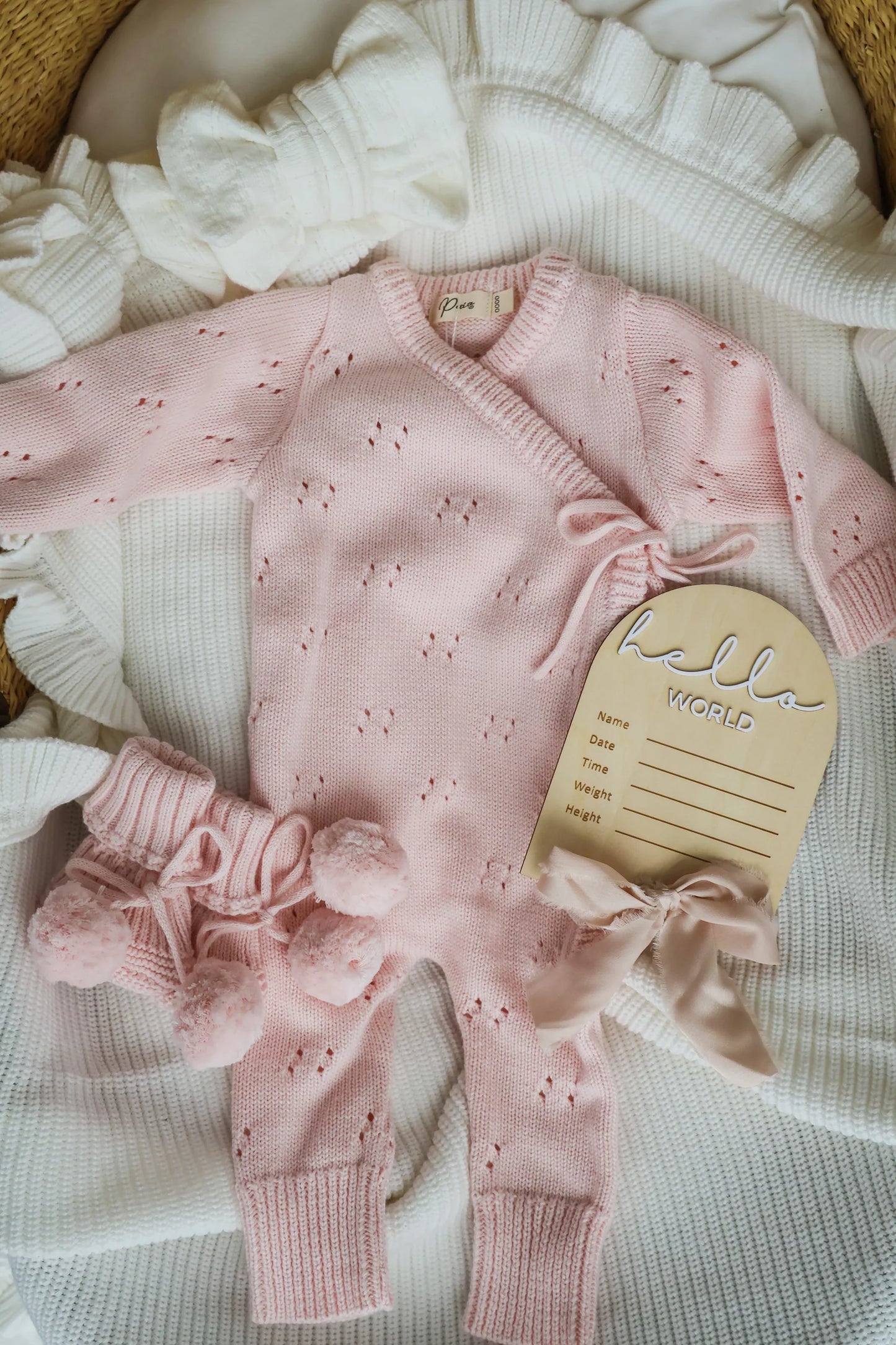 Petite + Co - Hello World Plaque - Scallop