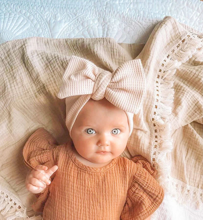 Petite + Co - Chunky Waffle Bow Headband - Beige