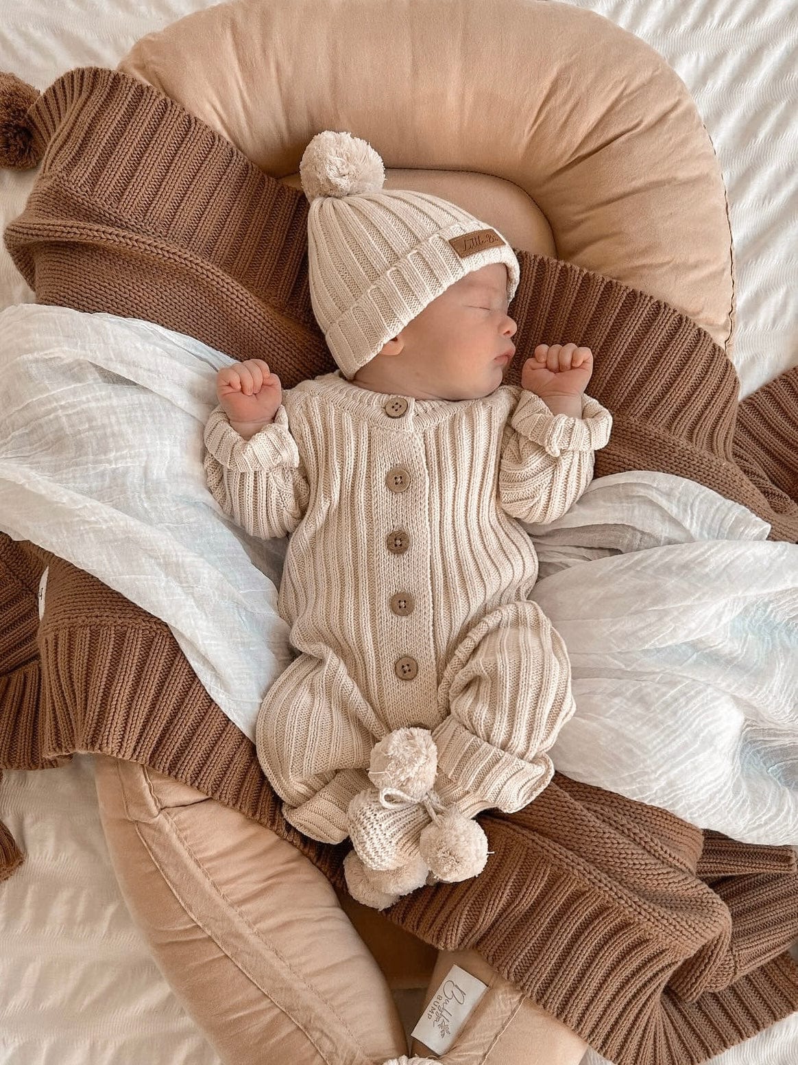 Little B's Nursery - Knitted Pom Pom Booties - Honey Milk