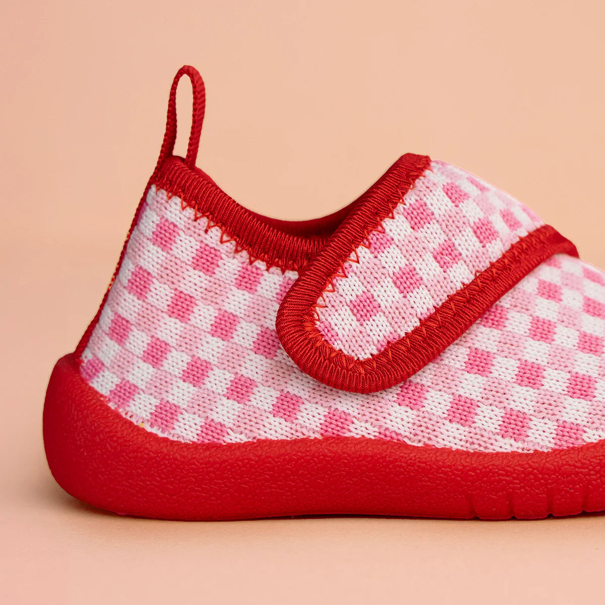 Duckies - Velcro - Strawberry Checker
