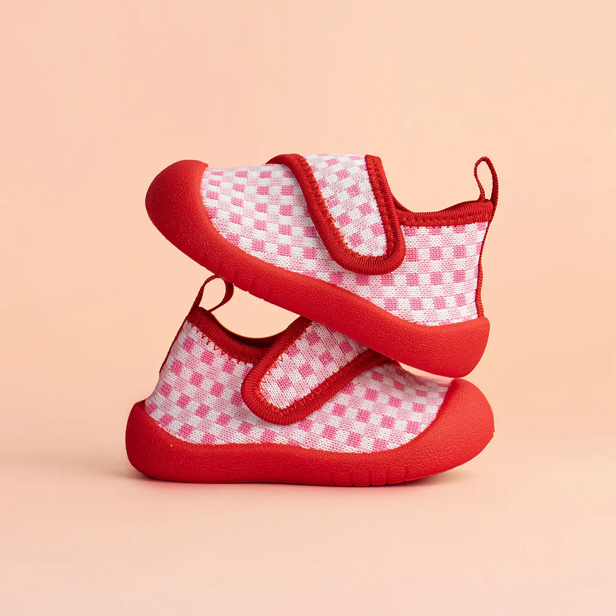 Duckies - Velcro - Strawberry Checker