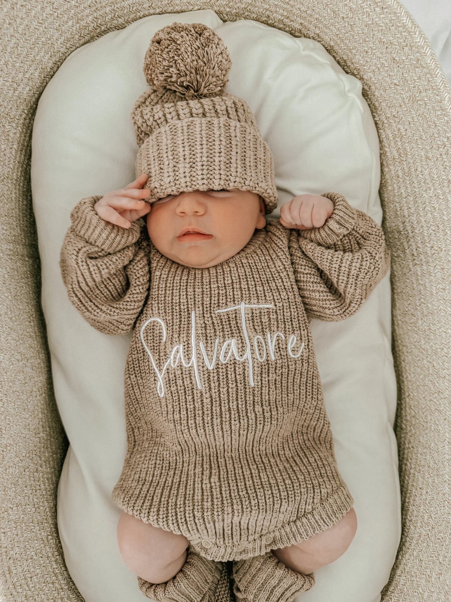 Petite + Co - Chunky Textured Knit Beanie - Brown