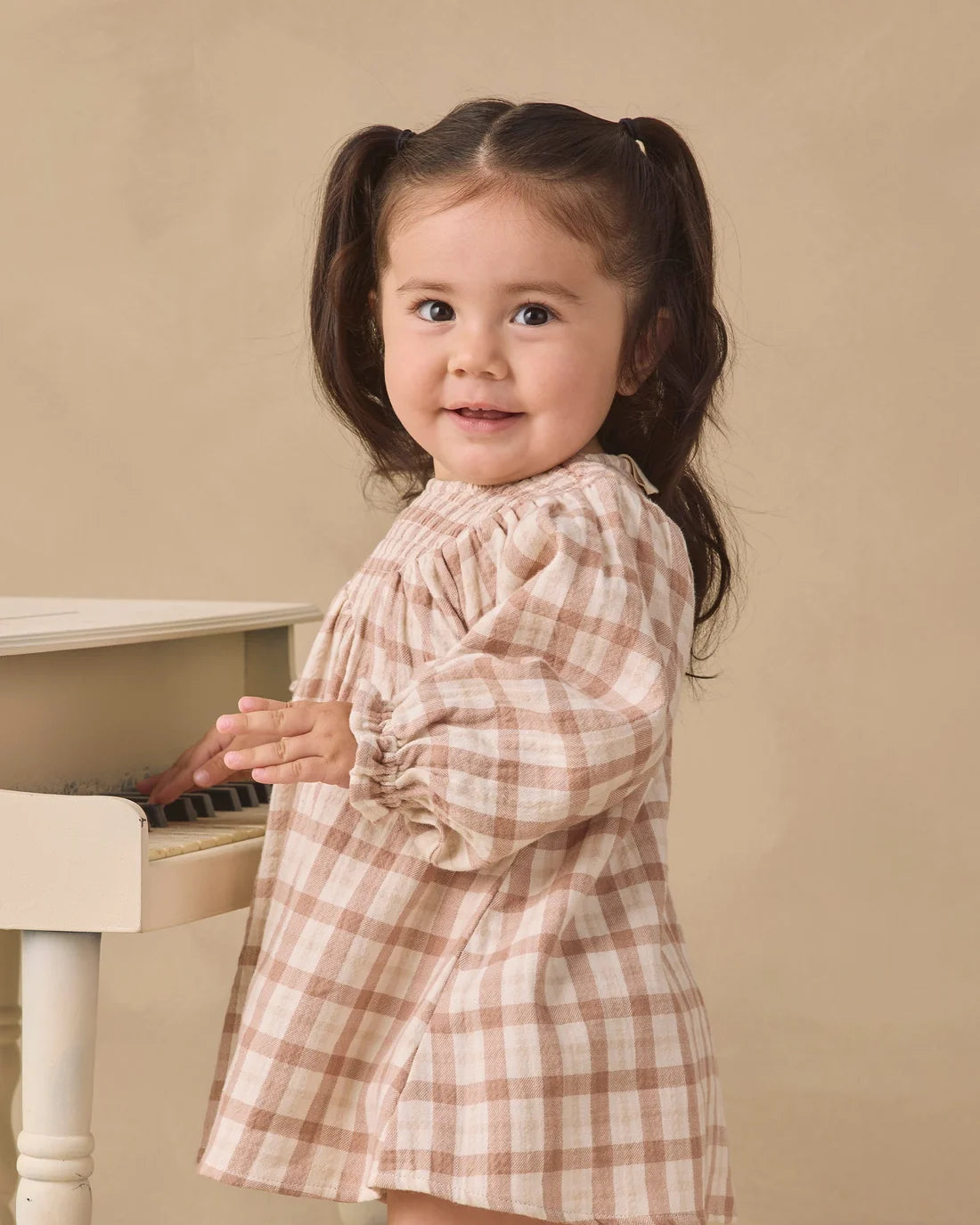 Quincy Mae - V Smocked Dress - Rustic Plaid