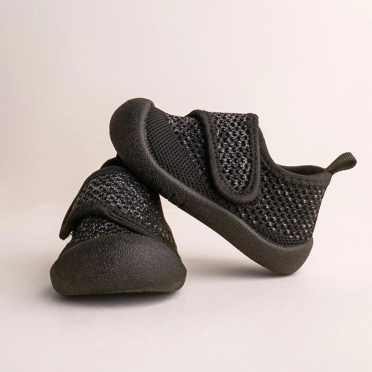 Duckies - Velcro - Black