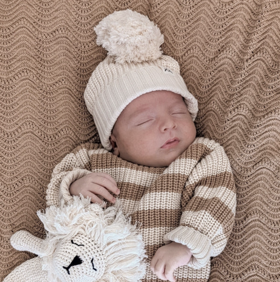 3 Little Crowns - Textured Knit Beanie - Oat