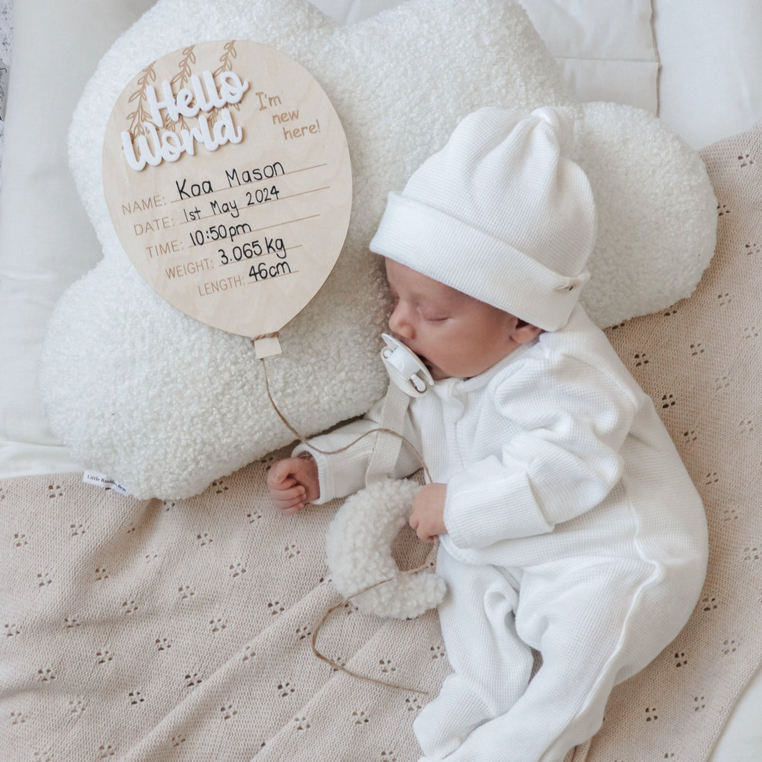 3 Little Crowns - Announcement Plaque - Balloon